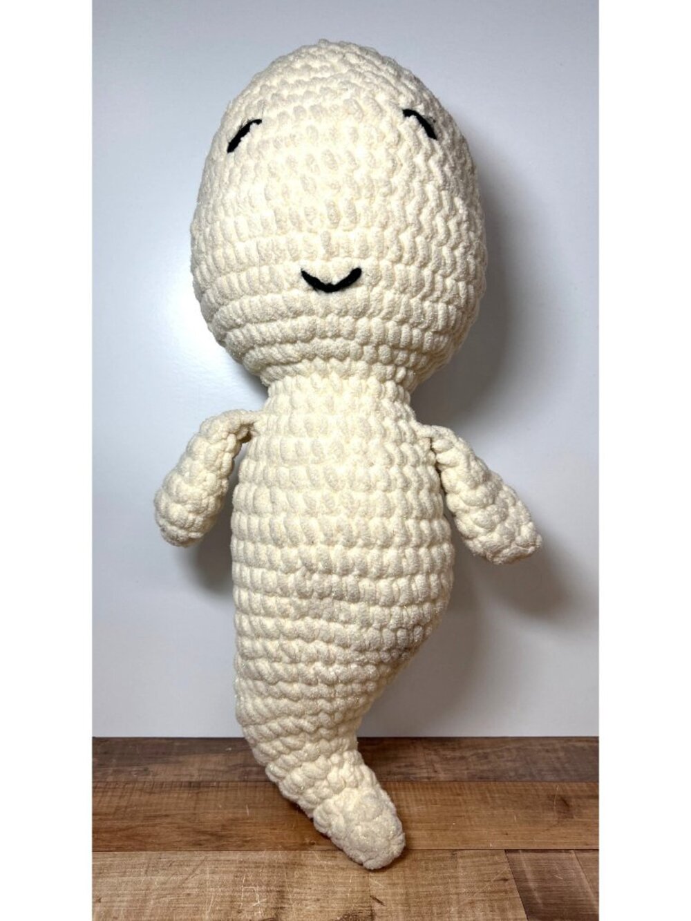 Handmade Crochet Ghost Plush Toy - Soft White Yarn - Cute Smiling Design